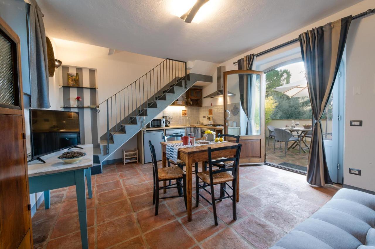 Giulio Apartment